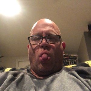 Meet your Posher, Dennis